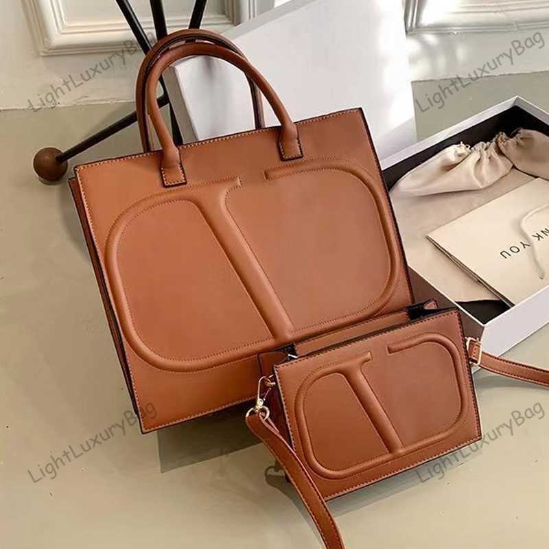 

Designer Two-in-one V Handbag Fashion Multifunction Shoulder Crossbody Bag Large Capacity Shopping Tote Luxury All-match Cross Body Classic Female Purses 230626, Blue