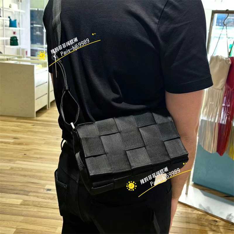 

Bottegas Bag Tote Baosteel Family Men's Cassette Satin Canvas Triangle Buckle Woven Single Shoulder Diagonal Straddle Discount Village Venetas Handbags Zc, Black3
