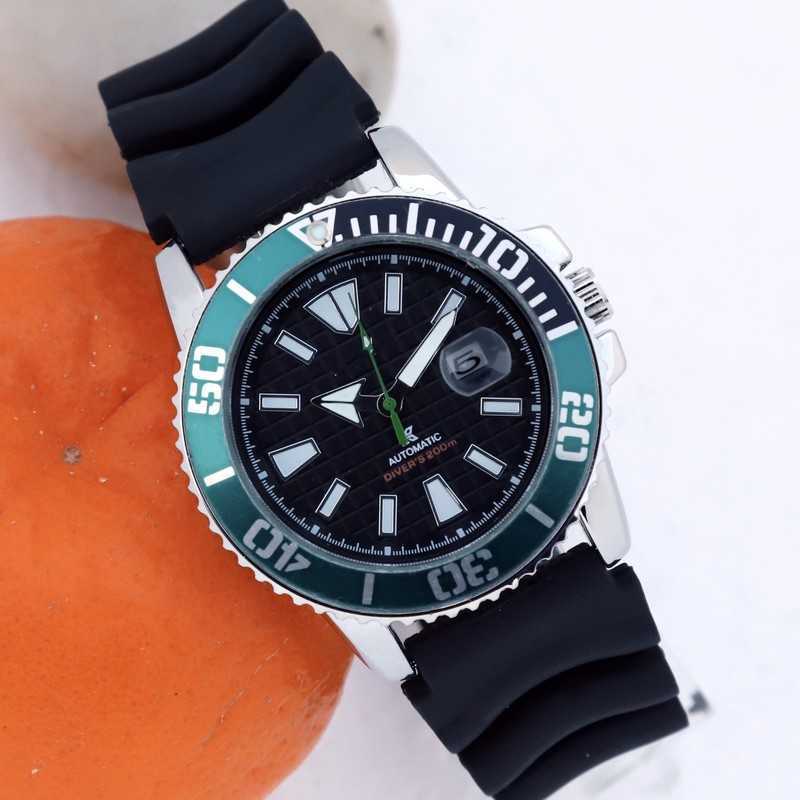 

Luxury Design Men's 3 Hands Quartz Watch 0629, Sk