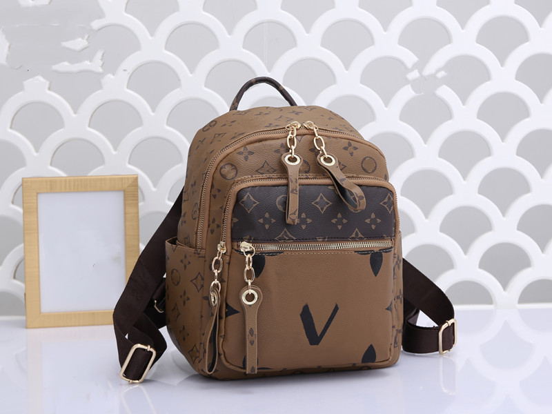 

designer backpack men High-end Fashion handbags bag man backpacks Bags Phone pocket Leather Retro Classic pattern handbag High capacity, L yellow flower