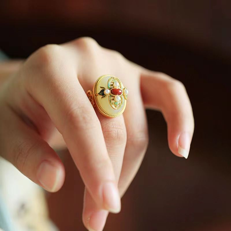

New Ring Female Open mouth Palace Museum Natural Hetian Jade Tide Vintage Ring Handwear