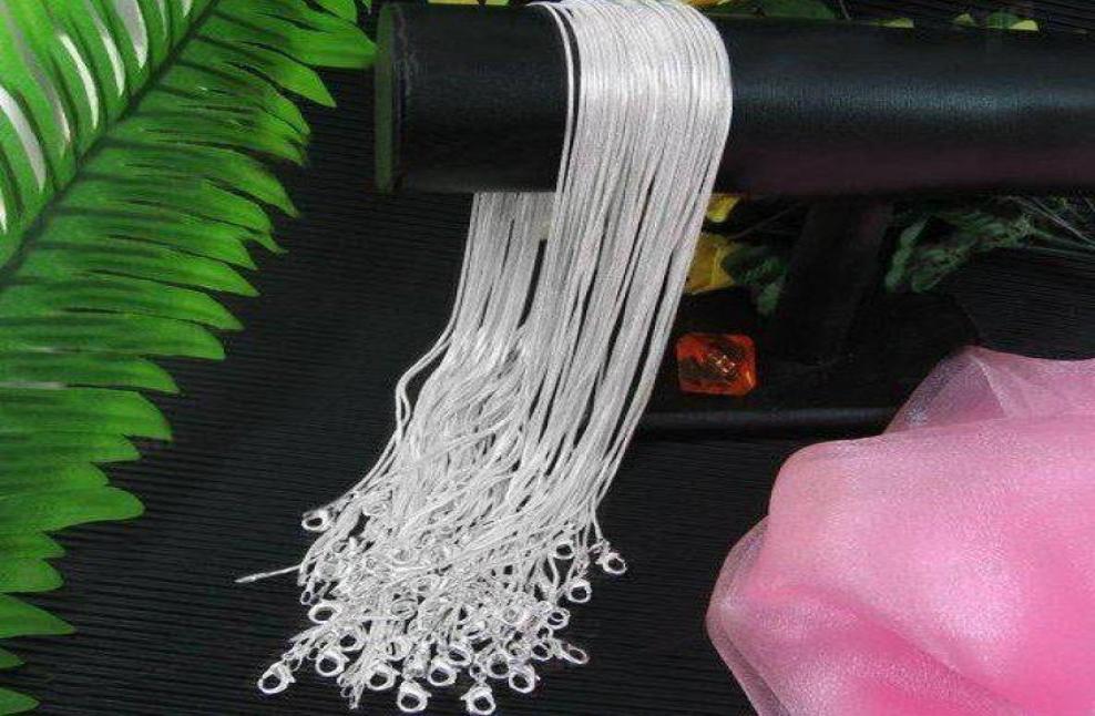 

100pcslot High quality 925 Sterling Silver Charms Smooth Chain Necklace 1MM 1624inches Fashion Jewelry9199906