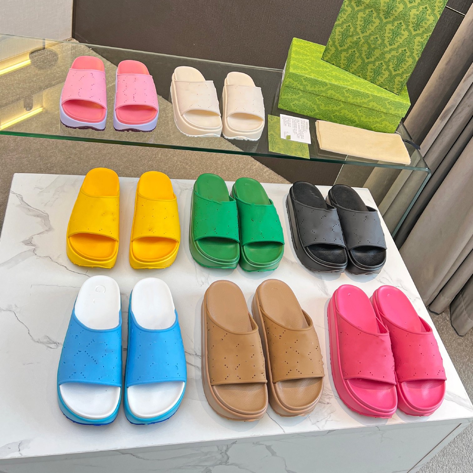 

Size 35-45 Interlocking G wedges Sandals slipper Women Rubber leather Slippers ice cream color Sandal Flip Flops Platform Slides thick bottoms Summer Beach Shoes, Lhgug1