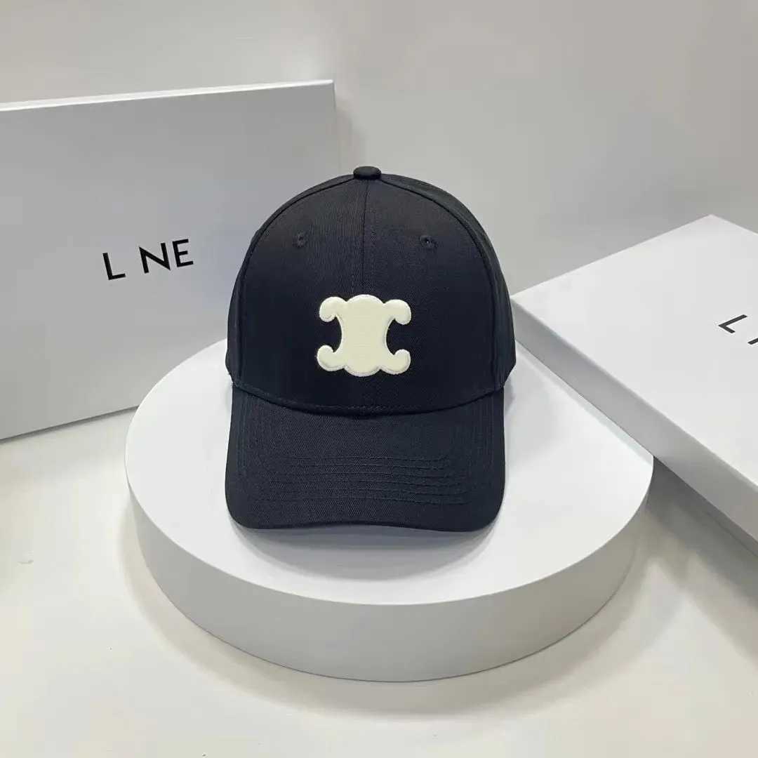 

Ball Caps Luxury designer hat embroidered baseball cap female summer casual casquette hundred take sun protection sun hat, Beige