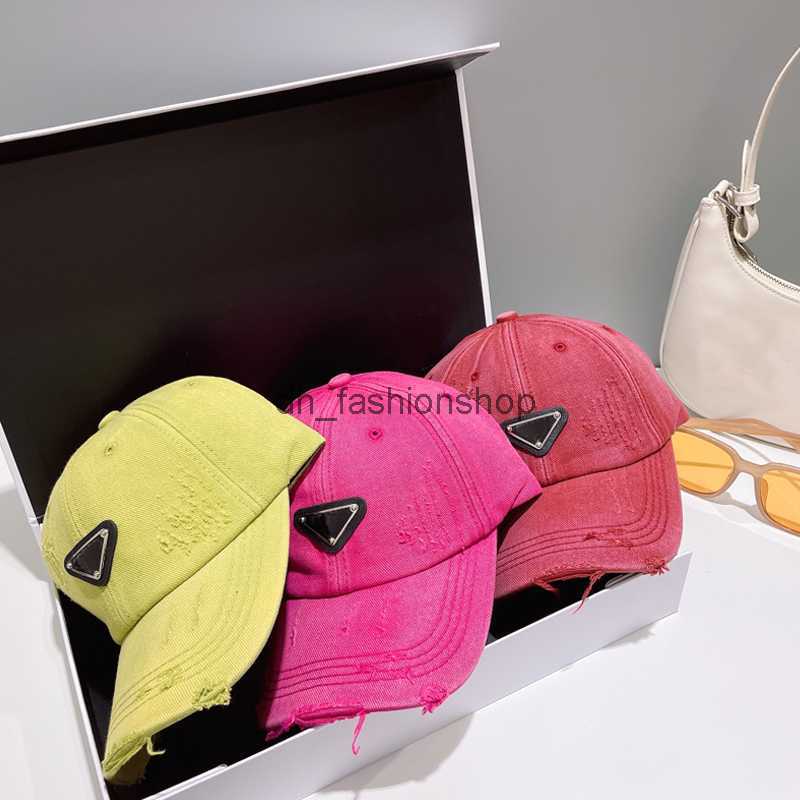 

Women Luxury Designer Baseball Cap Brand Letter Cap, Red