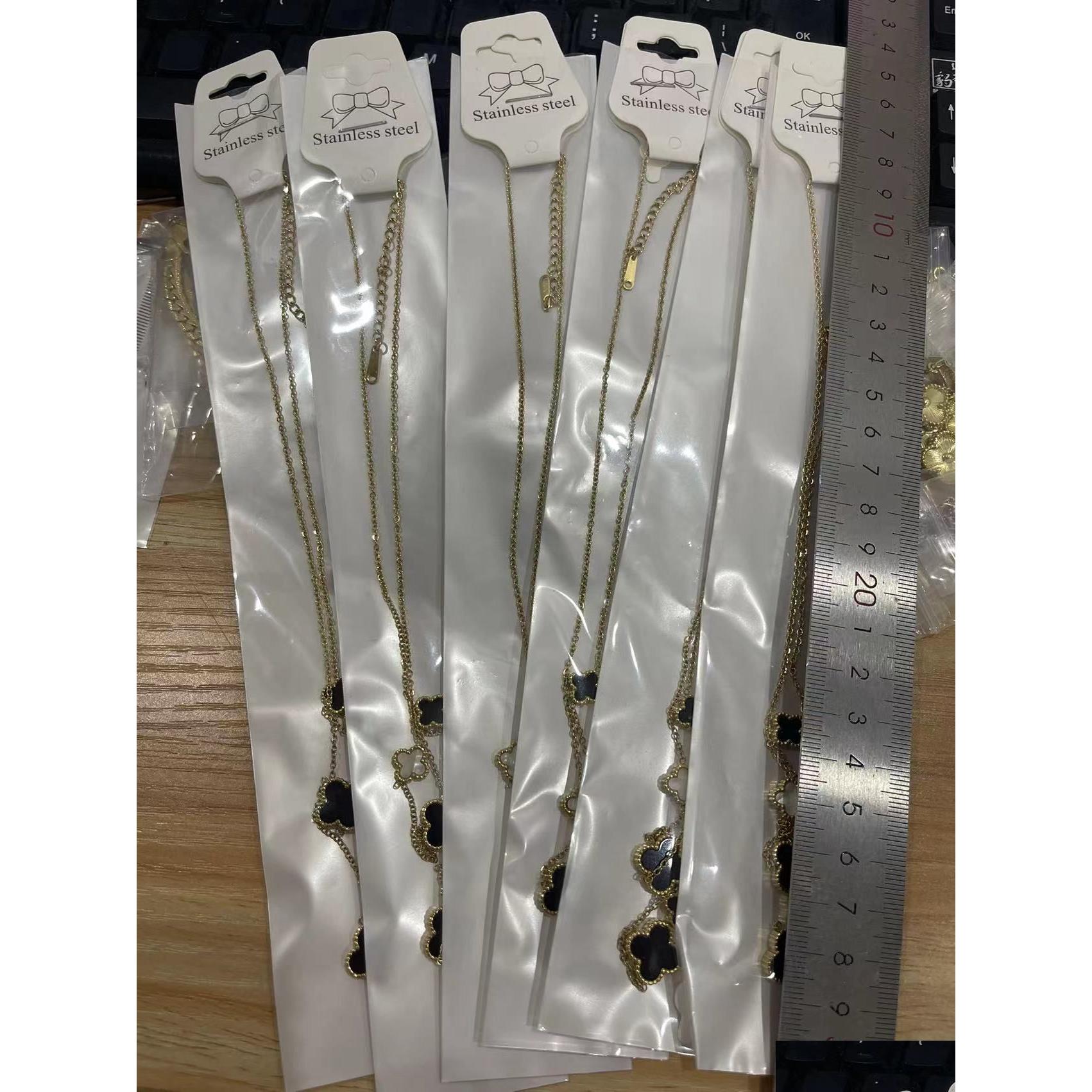 

Pendant Necklaces 18K Gold Stainless Steel Designer For Women Fashion Sweet 5 Flower Luxury Shell Classic Necklace Jewelry Valentind Dhvya