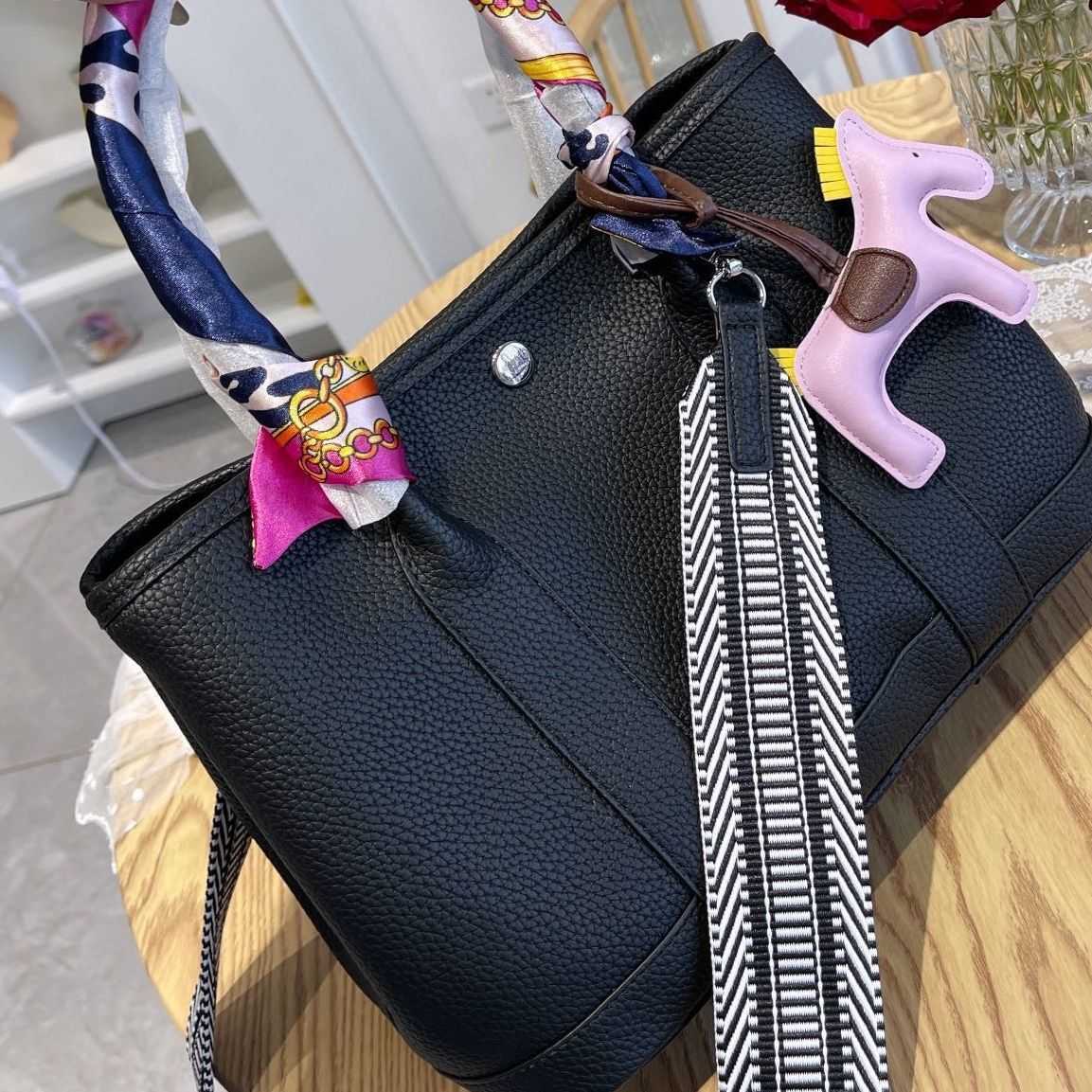 

Factory Wholesale Designer H ormes Totes Handbags Classic garden cabbage basket bag Goddess Tote One shoulder cross body handbag Autumn and winter cowhi Have Logo, Red