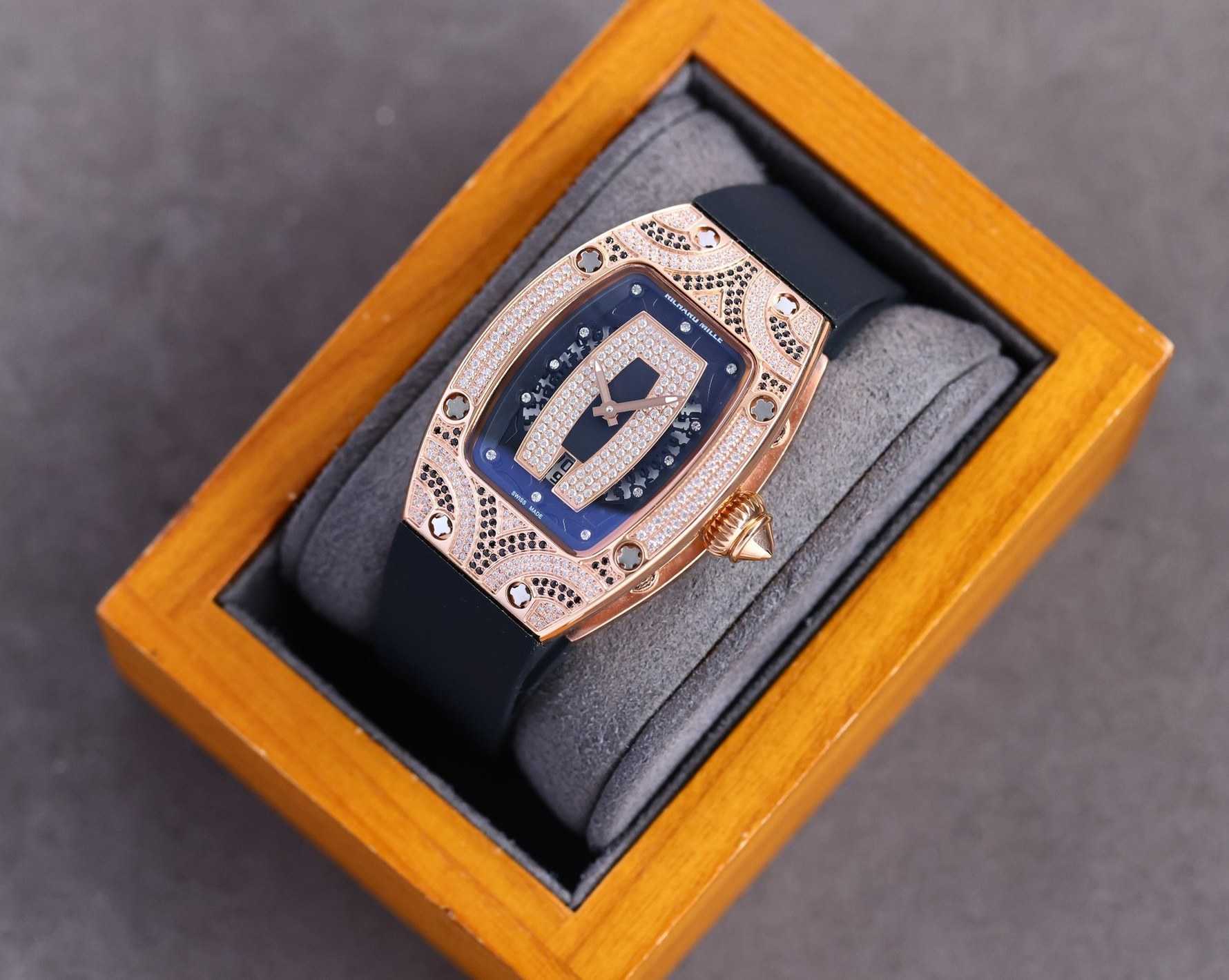 

Fantastic Diamond R i c h a r d Luxury Super style Female wrist watches RM007 RM07-01 montre designer High-end quality iced out bezel for women waterproof gift 8lle, 29