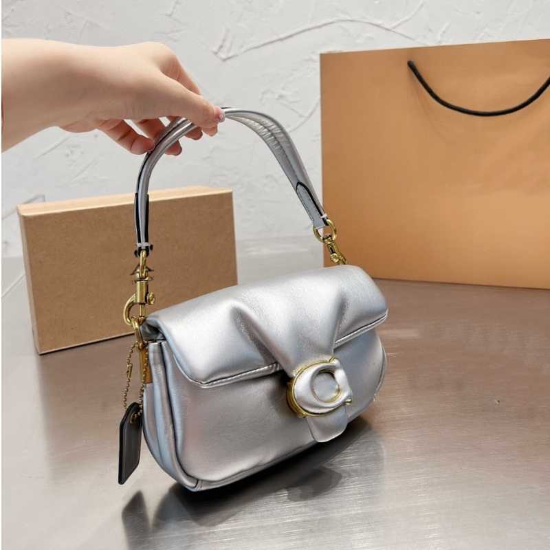 

Cross body Coch Designer soft Handbags Lady Shoulder bag handbag crossbody bags balck grey cream pink mini tabby pillow purses for women leather bags pink green black, Red