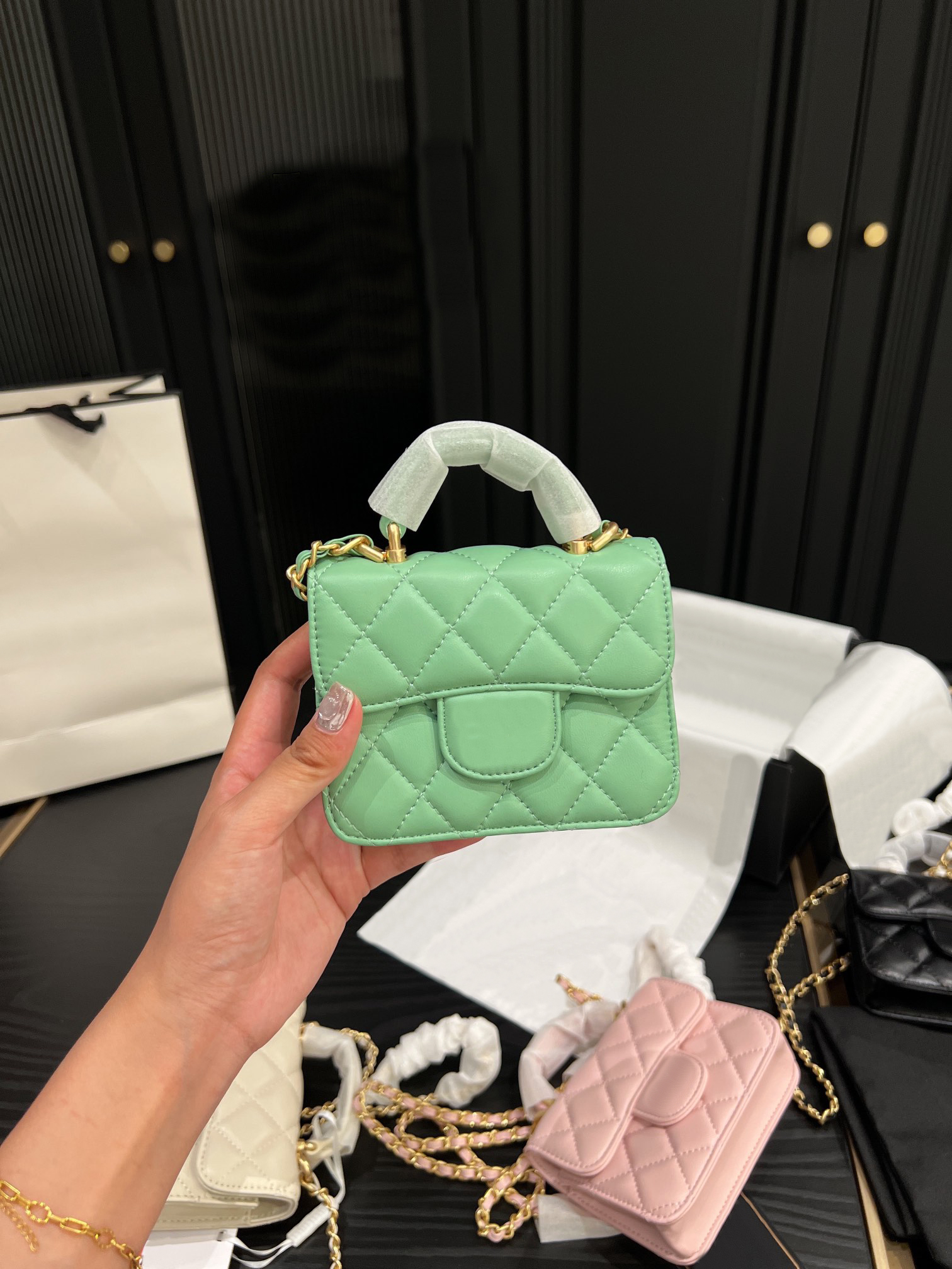

TZ Summer top handle handbag Mini Square Flap Shoulder Bag Gold-tone Metal Chain Crossbody Bag Women cc lipstick Handbags Fashion Outdoor Sacoche Clutch purses 12CM, Beige