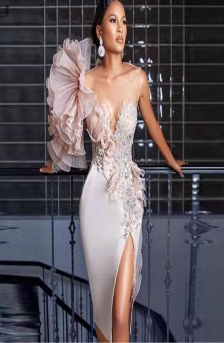 

2020 Arabic Side Split Evening Dresses Lace Appliques Glitter Crystals Sheer Jewel Neck Knee Length Formal Party Gowns For Women P8248689, Hunter