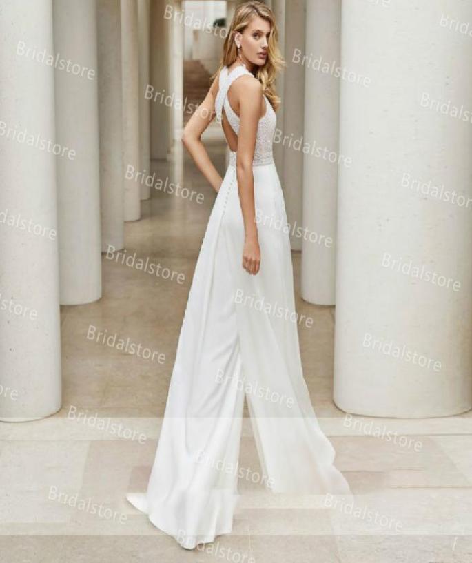 

Chic Boho Jumpsuit Wedding Dresses 2021 Sexy Backless White Pant Chiffon Bohemian Wedding Dress Elegant O Neck Sleeveless Country 7435153, Grape