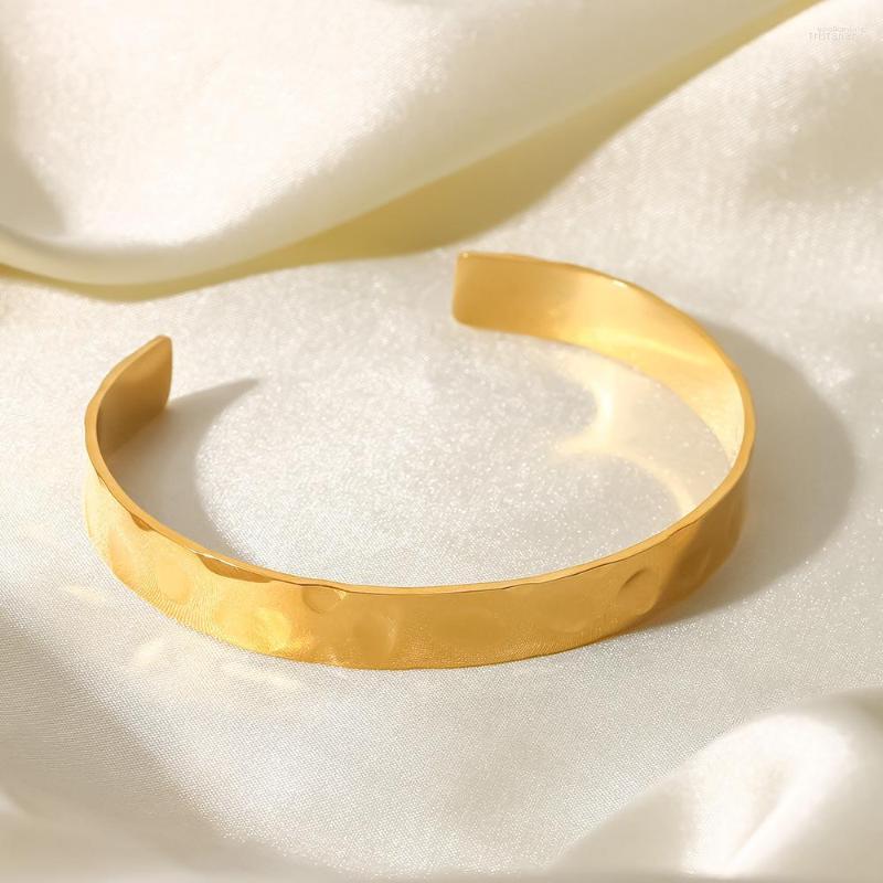 

Bangle Titanium Steel Bracelet Women Stainless Hammer Pattern Beautiful Waterproof