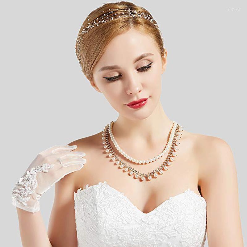 

Choker The Latest Pearl Crystal Necklace Simple Fashion Gold Party Accessories Banquet Gift For Christmas