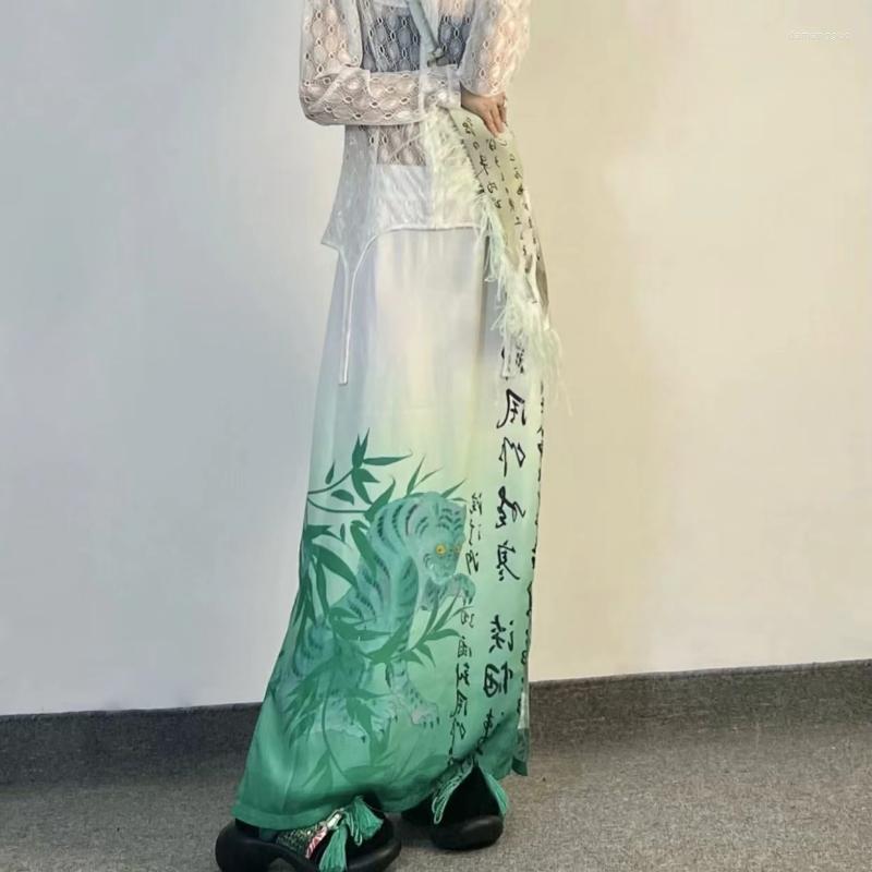 

Skirts Spring And Summer 2023 Design Feeling Skirt Female Temperament Commuting Retro Bamboo Print Split, Picture color