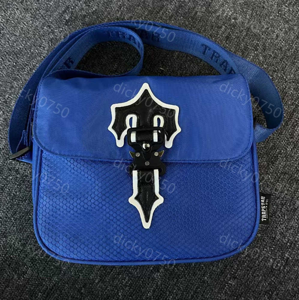 

Shoulder Bags Designer Trapstar bag Men Handbag Luxury messager bags Fashion crossbody nylon Casual Trendy shoulder for couples Tidal flow design 625ess, Blue
