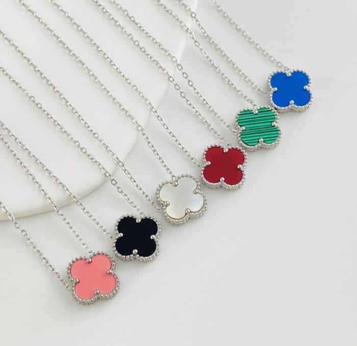 

Fashion Designer Titanium Pendant Necklaces for Women Elegant 4/Four Leaf Clover Two-sided Necklace Highly Quality Choker Chains Designer Jewelry Fastness