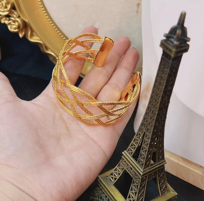 

Bangle Bracelet For Women CHD21436