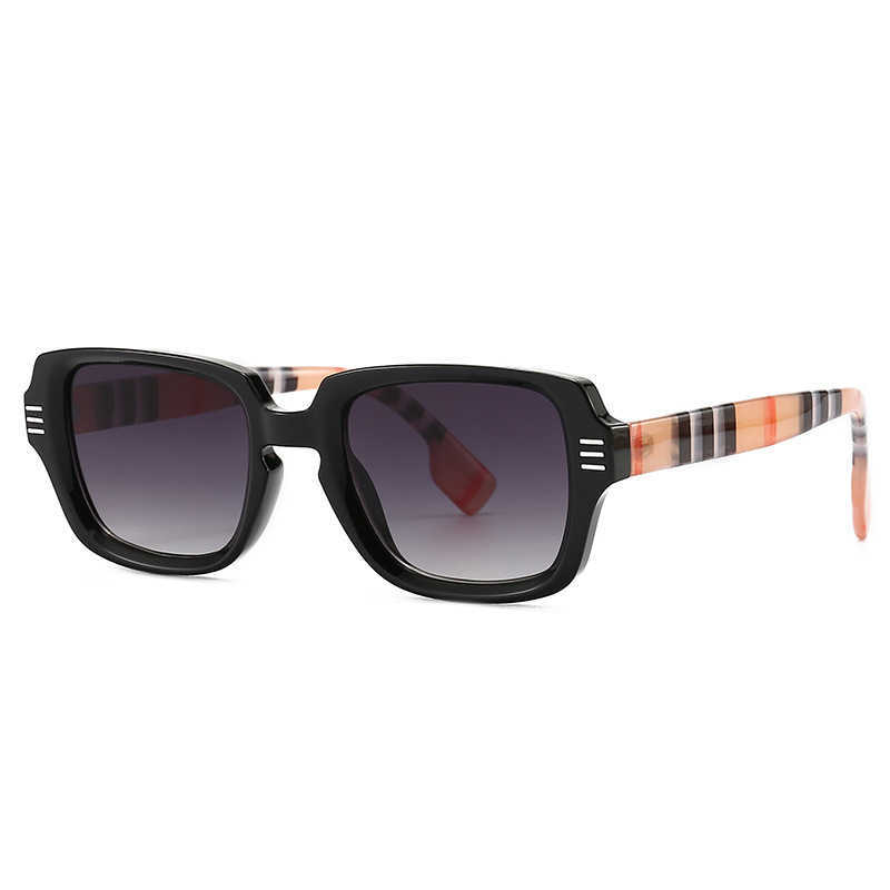 

Wholesale of 2819 Narrow runway show Scottish patterned for men's trendy street photo cat's eye sunglasses