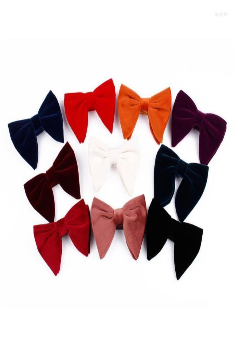 

Golden Velvet Bow Tie Ladies With Plush Gentleman Neck Ties09814567
