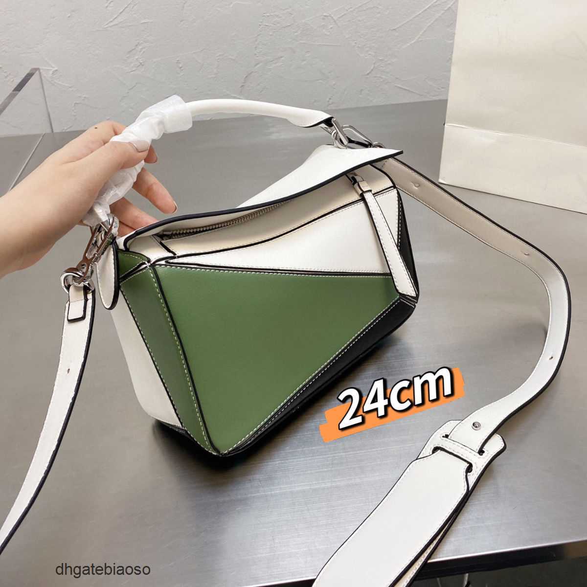 

Outdoor Puzzle Small Colored Spliced Girl High Designer Bag Loews Handbag Square Bags Capacity Geometry Early Spring U5qe, Green white