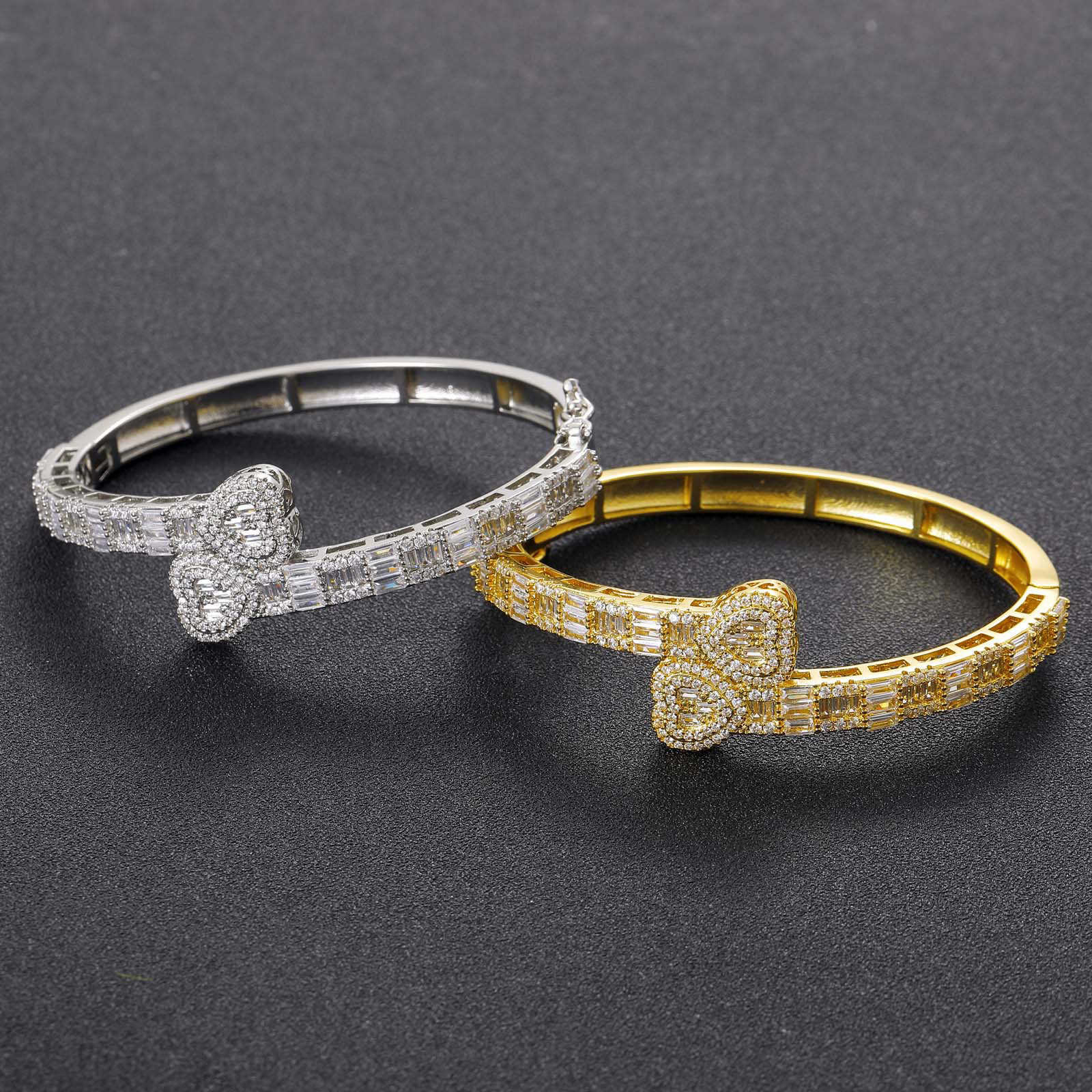 

Genuine Mens Hip Hop Love Heart Bangle Bracelet Hiphop Copper Prong Cubic Zircon Fashion Personalized Handwear Jewelry Accessories For Men And Women Bijoux