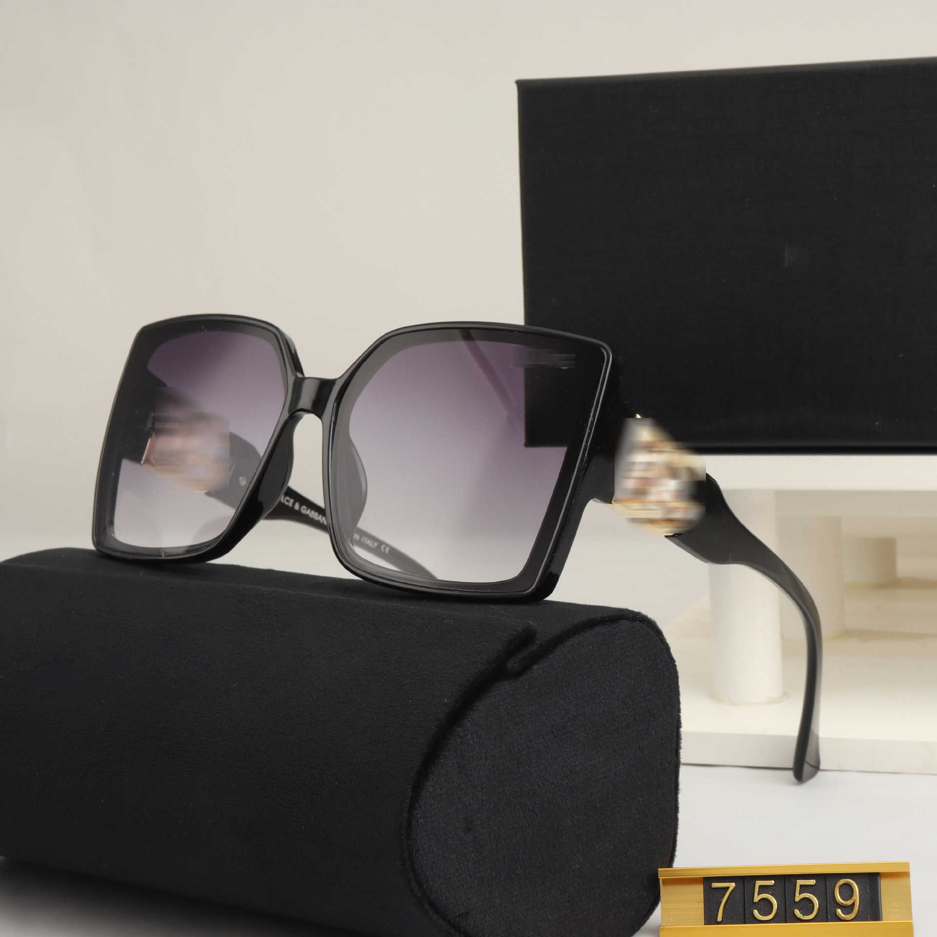 

2023 New Dujia HD Fashion UV Protection Trend Sunglasses 9557