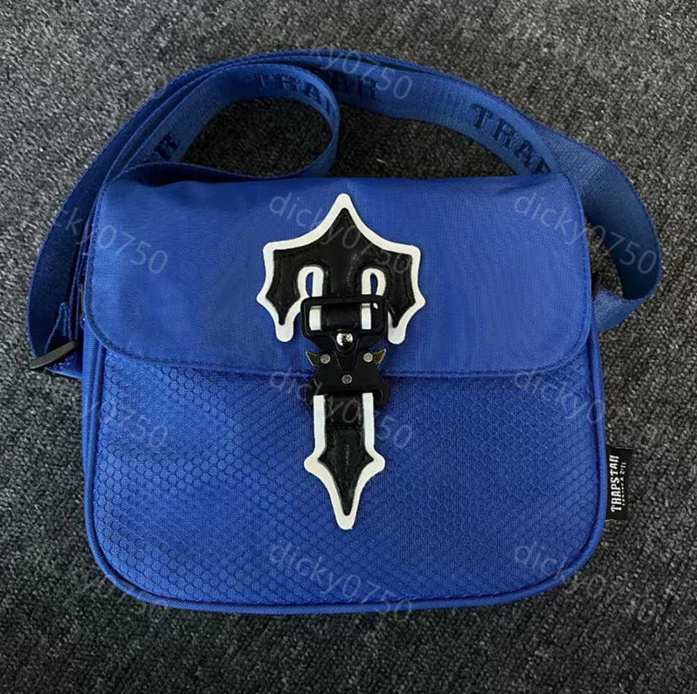 

Shoulder Bags Designer Trapstar bag Men Handbag Luxury messager bags Fashion crossbody nylon Casual Trendy shoulder for couples Tidal flow design 602ess, Blue