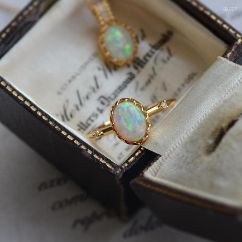 

Wedding Rings Vintage Female White Opal Stone Ring Charm Rose Gold Color Engagement Luxury Crystal Leaf For Women