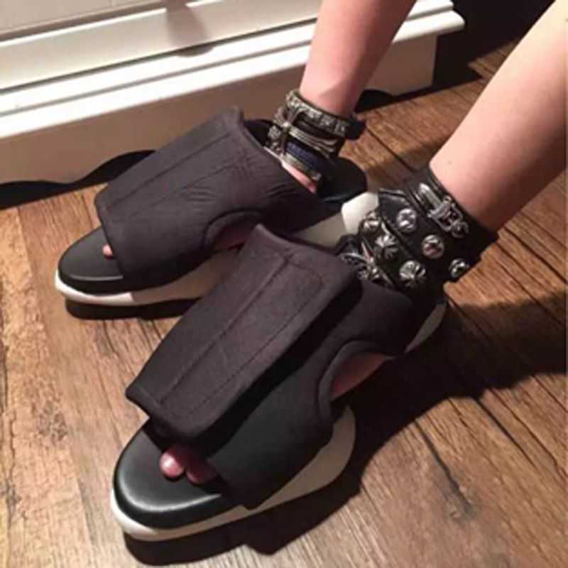 

rick Summer RO Sandals Men's Genuine Leather Ins Super Hot Brand Thick Sole Velcro Sandal Slippers Horseshoe Slippers Beach Shoes, Black