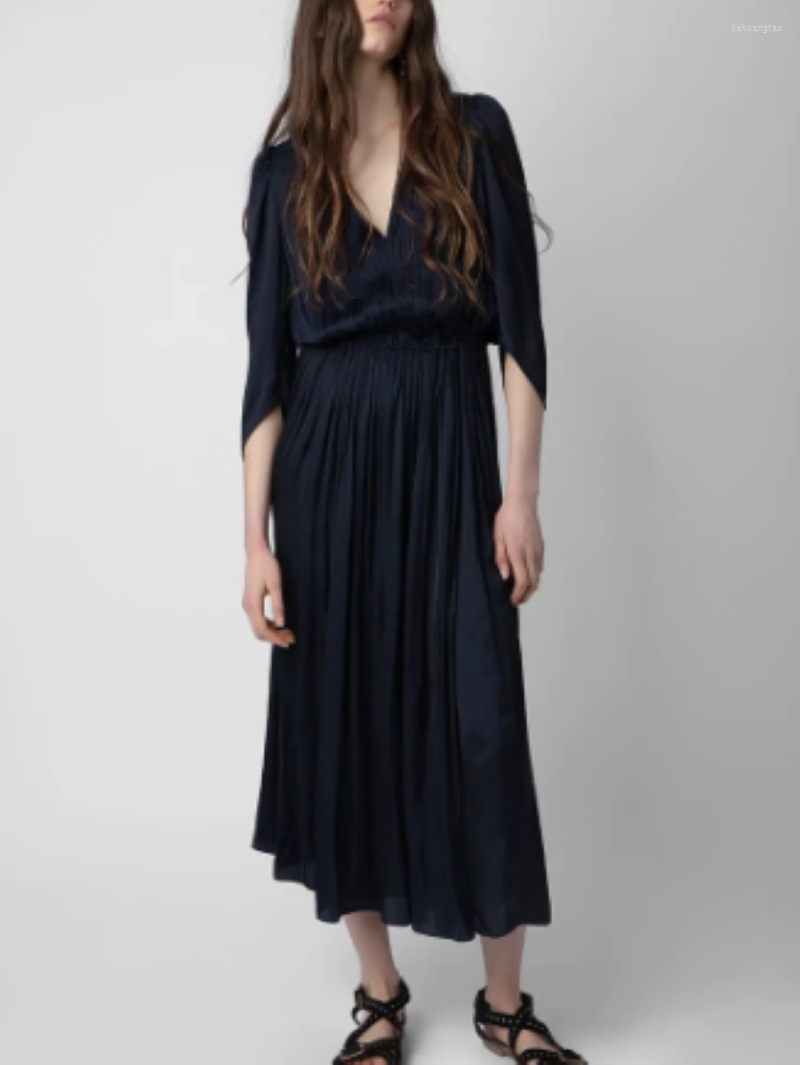 

Casual Dresses Women's Elastic Waist V-Neck Half Sleeve Solid Color Holiday Viscose Midi Dress, Black