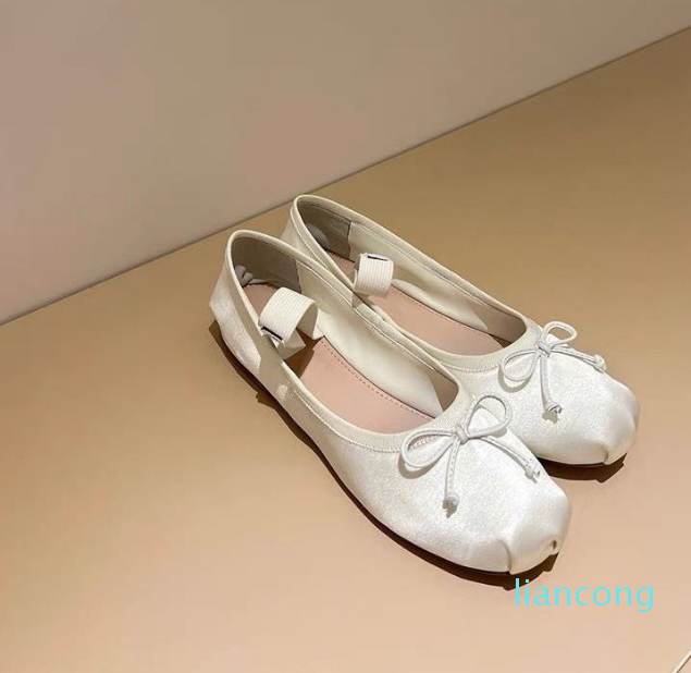 

casual shoes women's satin bow comfortable ladies and girls' holiday elastic sports flat dance shoes, Red