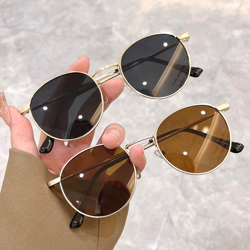 

Sunglasses 2023 Fashion Round Women Vintage Punk Sun Glasses For Men Classic Alloy Frame Black Driving Eyewear