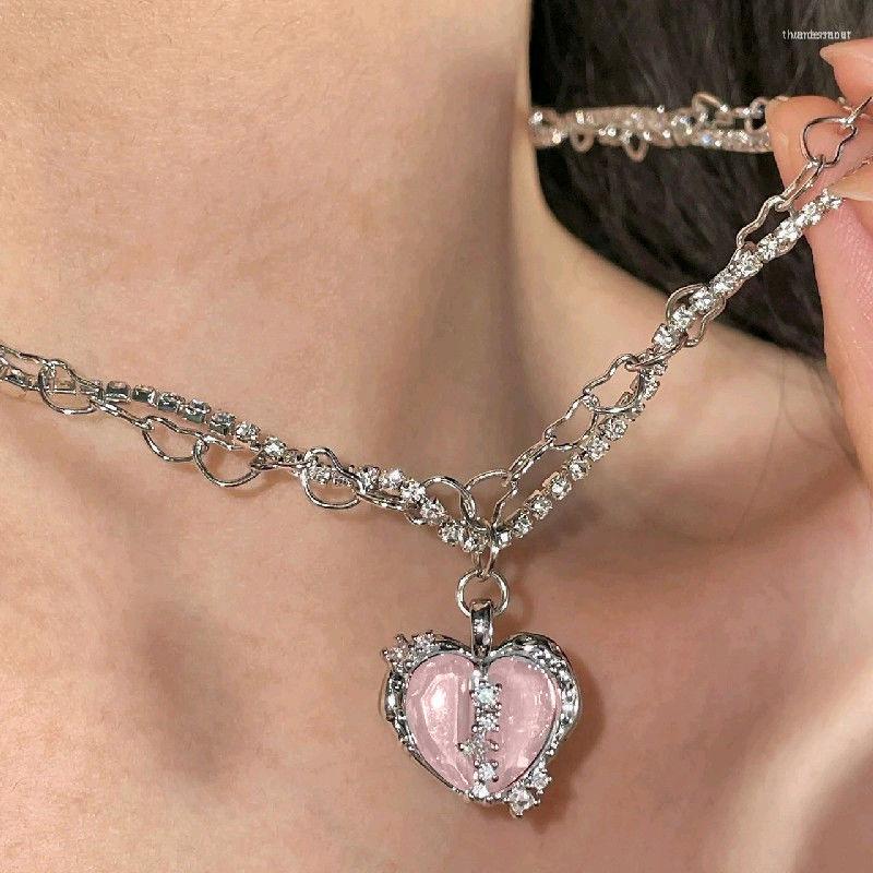 

Chains Luxury Love Heart Pendant Necklace For Women Pink Crystal Sweet Clavicle Chain CZ Zircon Choker Aesthetic Jewelry Y2K Gifts