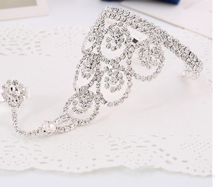 

New Fashion White Diamond Hand Chian Jewelry Silver Chain Women Bride Silver Charm Bridal Accessories Wedding Hand Bracelets Weddi6826548