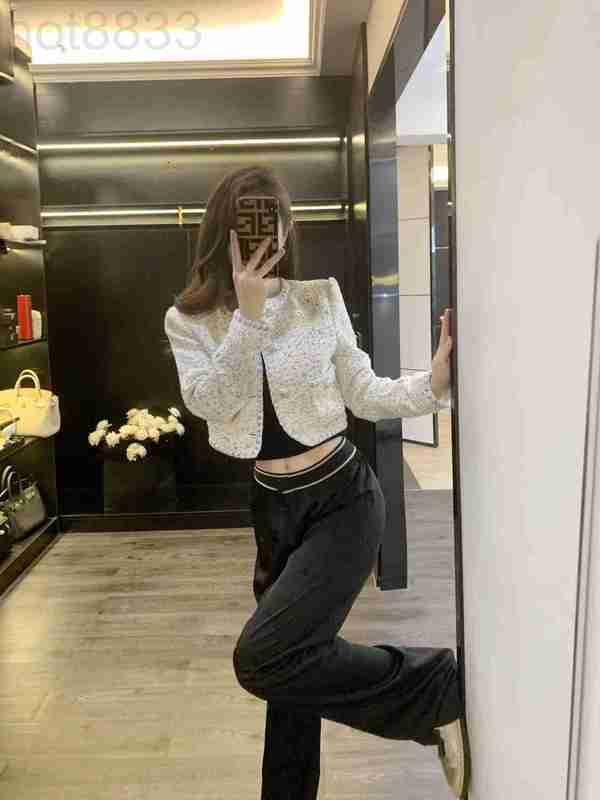 

Women' Jackets Designer High End 2023 Summer New Style Slim Temperament Single Breasted Fur Coat 8VMV, White5
