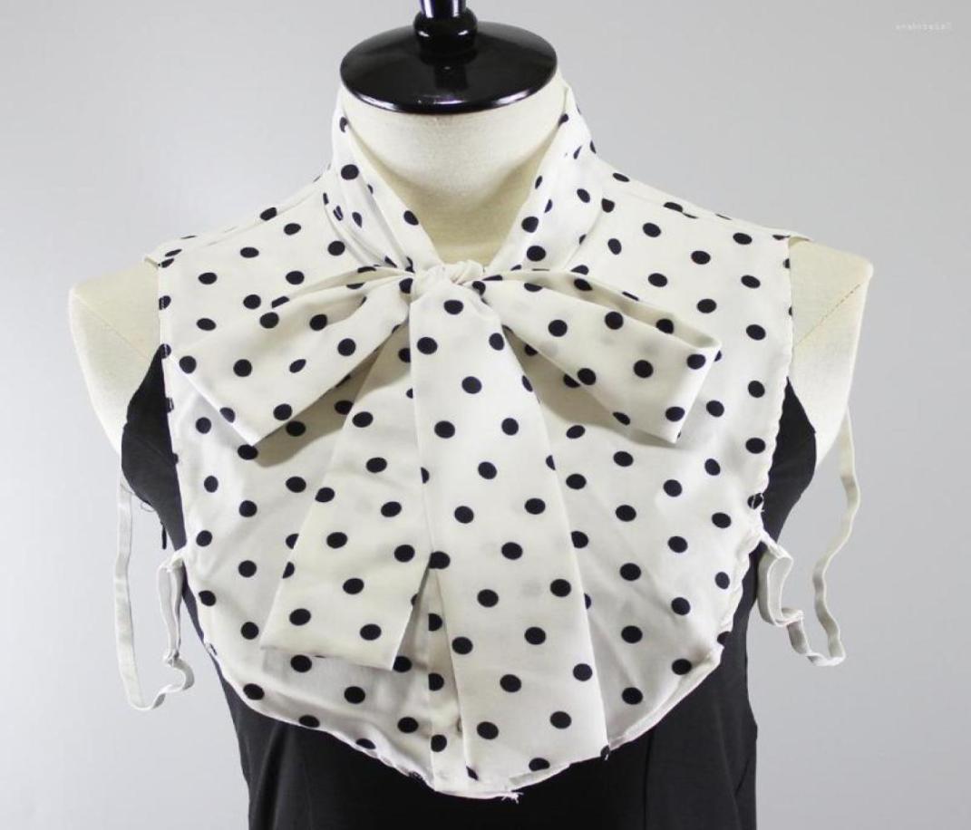 

Bow Ties 2022 Womens Bowknot Stand Fake Collar Ladies Polka Dots Removable Detachable Collars For Suits HalfFalse Decoration2110765