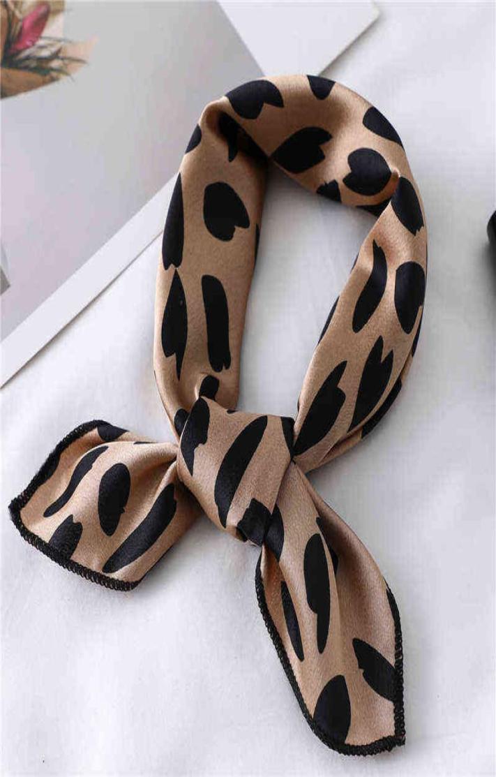 

Women Small Satin Silk Scarf Square Print Wrap Foulard Femme Handkerchief Bandana Neck Hair Skinny Tie Scarves Shawls Y2202221153070