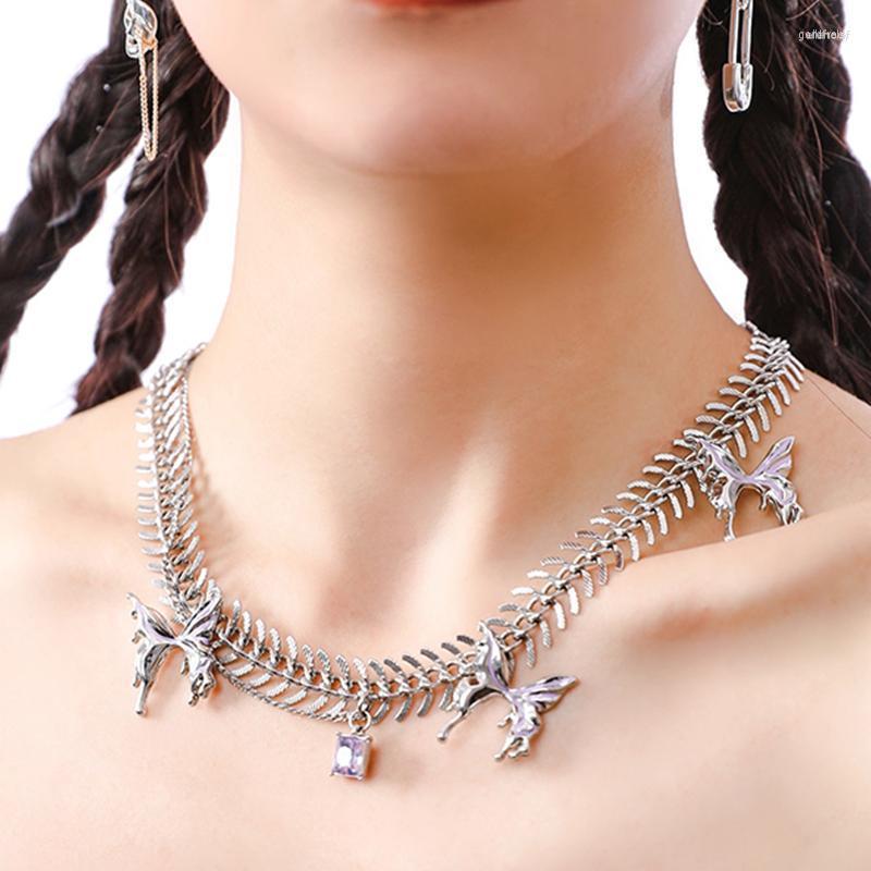 

Pendant Necklaces Kimitoshi Design High-end Butterfly Necklace Liquid Metal Cold Wind Sweet And Cool Girl Collarbone ChainPendant Gord22