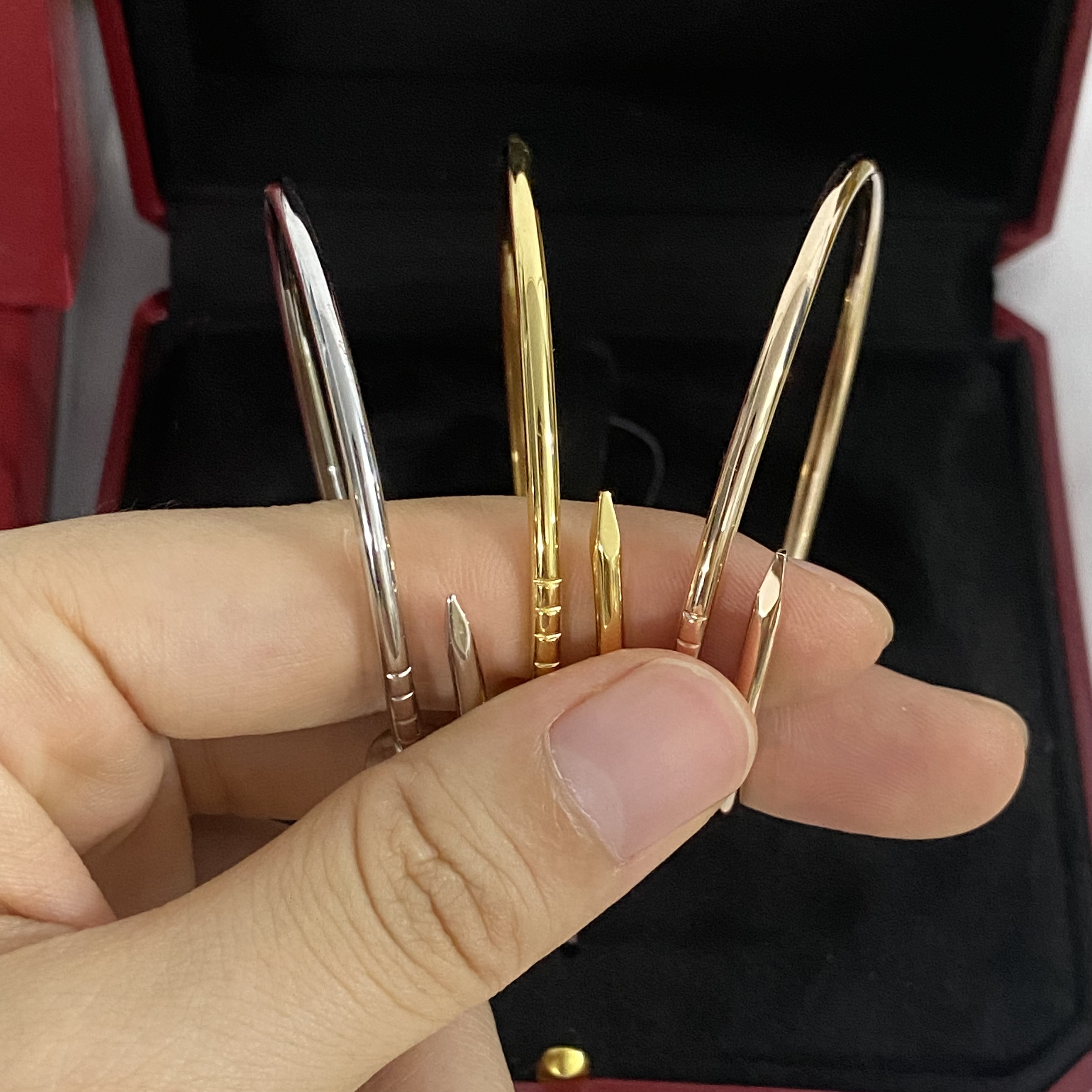 

aaa Top Thin Nail Bracelet Smooth Love Bracelets Steel Bangle Ladies Gold Braclets Thin Bangles Rose Gold Braclet Jewelry Gift with box