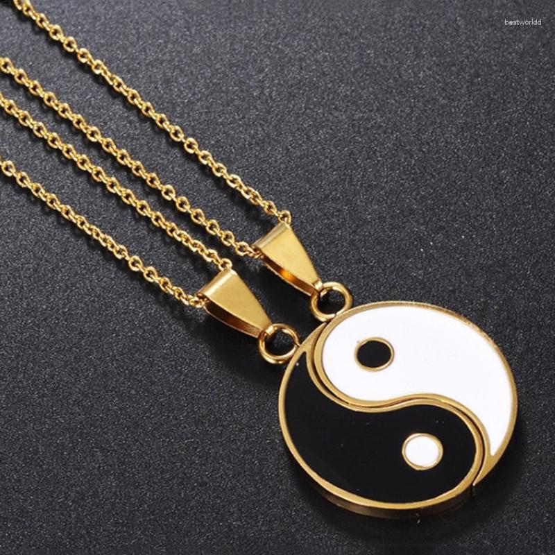 

Pendant Necklaces 2Pcs/Set Alloy Yin Yang Tai Chi Puzzle Piece Necklace Birthday Gift For Couple Friends Lovers Unisex Jewelry