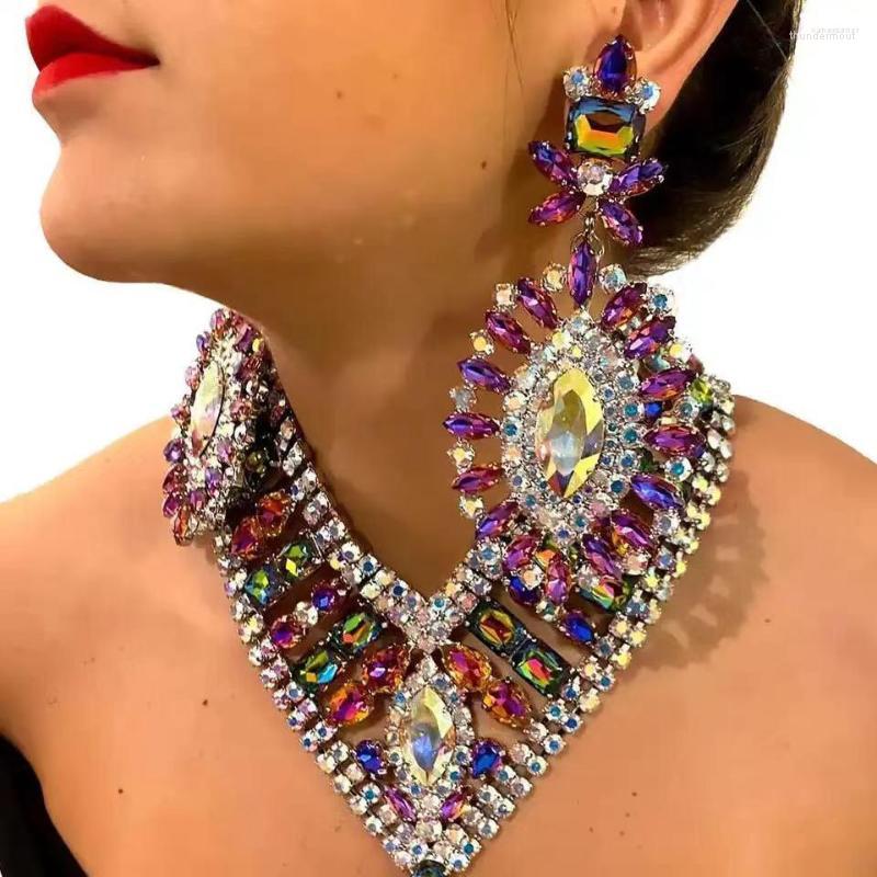 

Chains Fashion Pattern V-Shaped Full Rhinestone Earrings Neck Chain Lady Exaggerated Temperament Necklace Set Wholesale