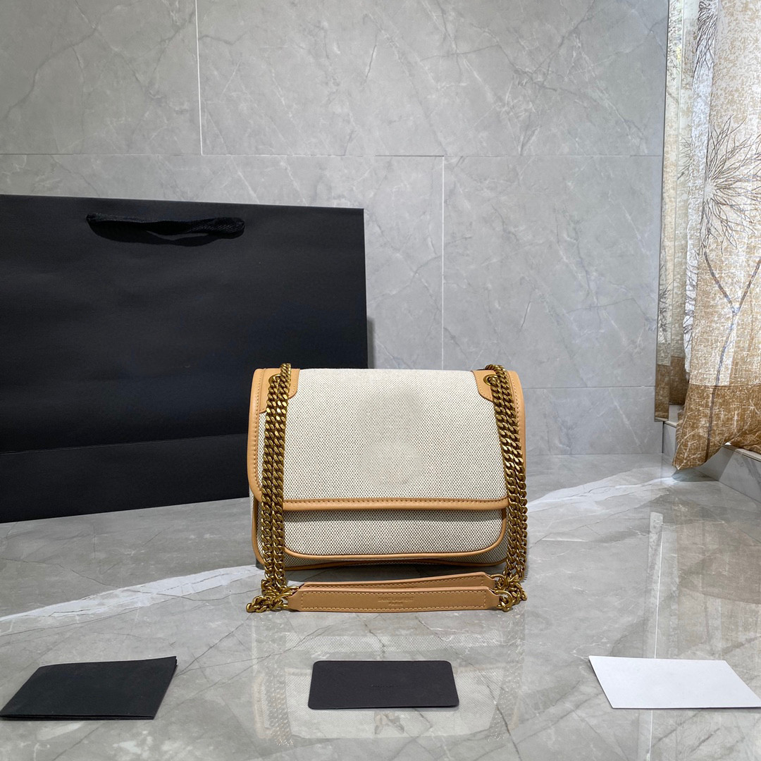 

533037 New women's shoulder bag High-end quality crossbody bag The latest color has a pocket is very practical to put everyday items fashion trend