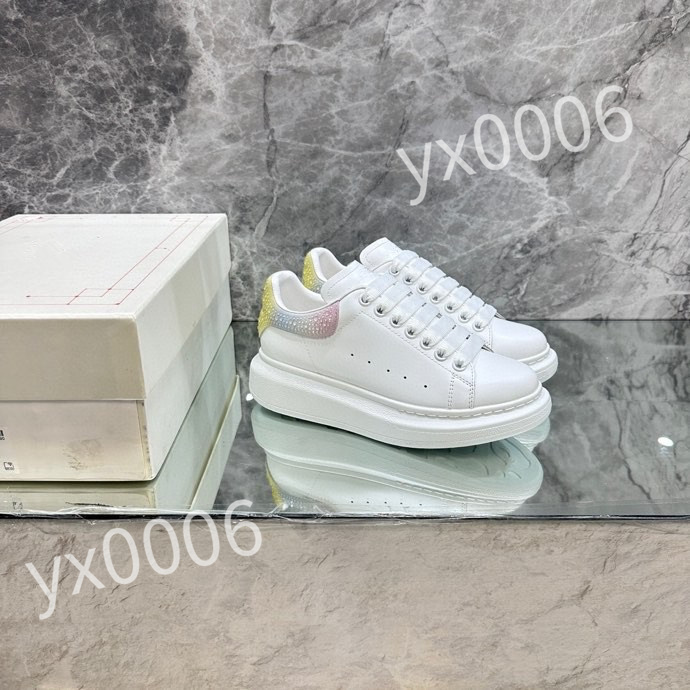 

Top Luxurys Designer Mens Knit Sneakers Designer Oversize Sneaker Light Rubber Sole Trainers Womens Size 35-46, 02