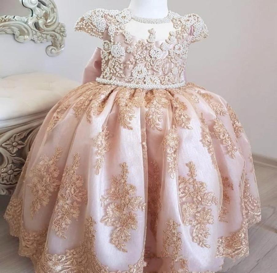 

Blush Pink Princess Pearls Lace 2019 Flower Girl Dresses Short Sleeves Little Girl Wedding Guest Dresses Vintage Pageant Party Gow6868713, Ivory