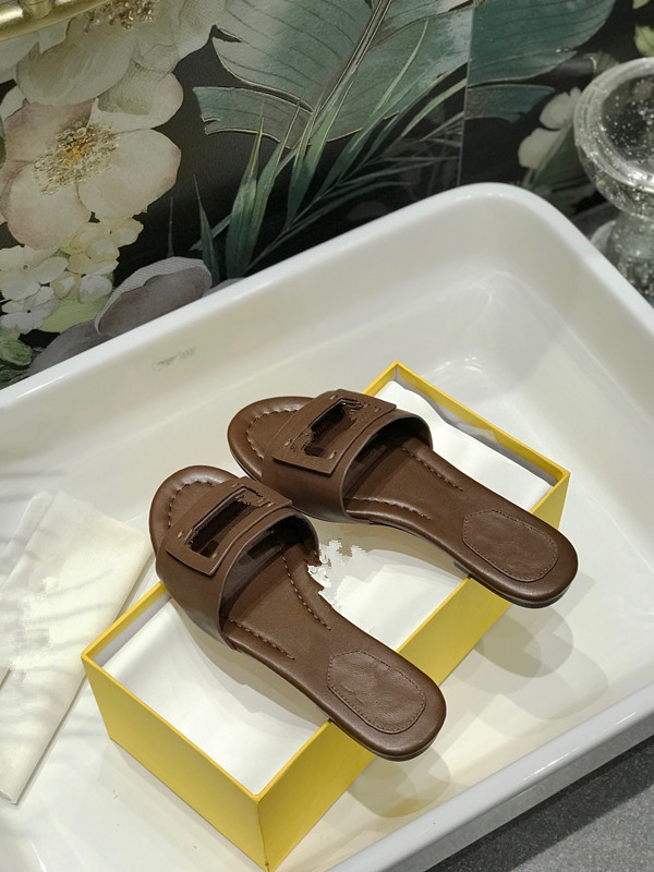 

Top quality for women Men Slippers sandals Beach Luxury designers Summer Fashion graffiti Flops Leather lady Slipper shoes sneakers Double 0626, 03