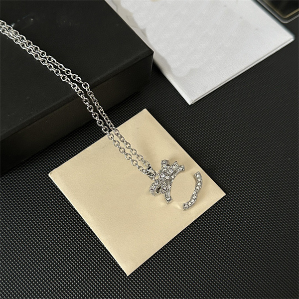 

Top quality Double Letter Pendant gold Necklaces Designer CCity Crysatl Pearl Rhinestone Necklace Women Jewerlry Accessories 9833