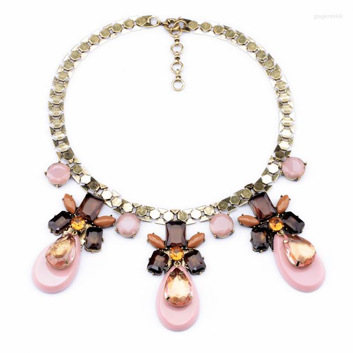 

Chains Resin Waterdrop Pendant Fashion Exhibition Bib Statement Necklaces For Women Gift