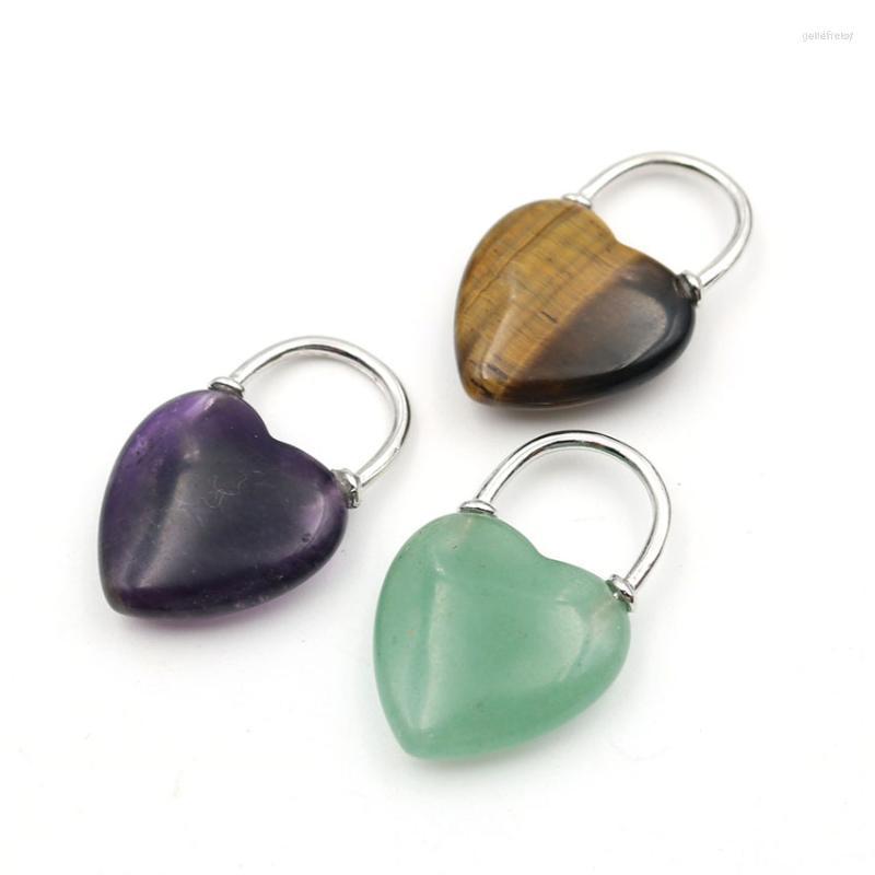 

Pendant Necklaces 2023 Natural Crystal Heart-Shaped Fashion Tigereye Stone Turquoise Love Lock For Men And MomenPendant Gord22