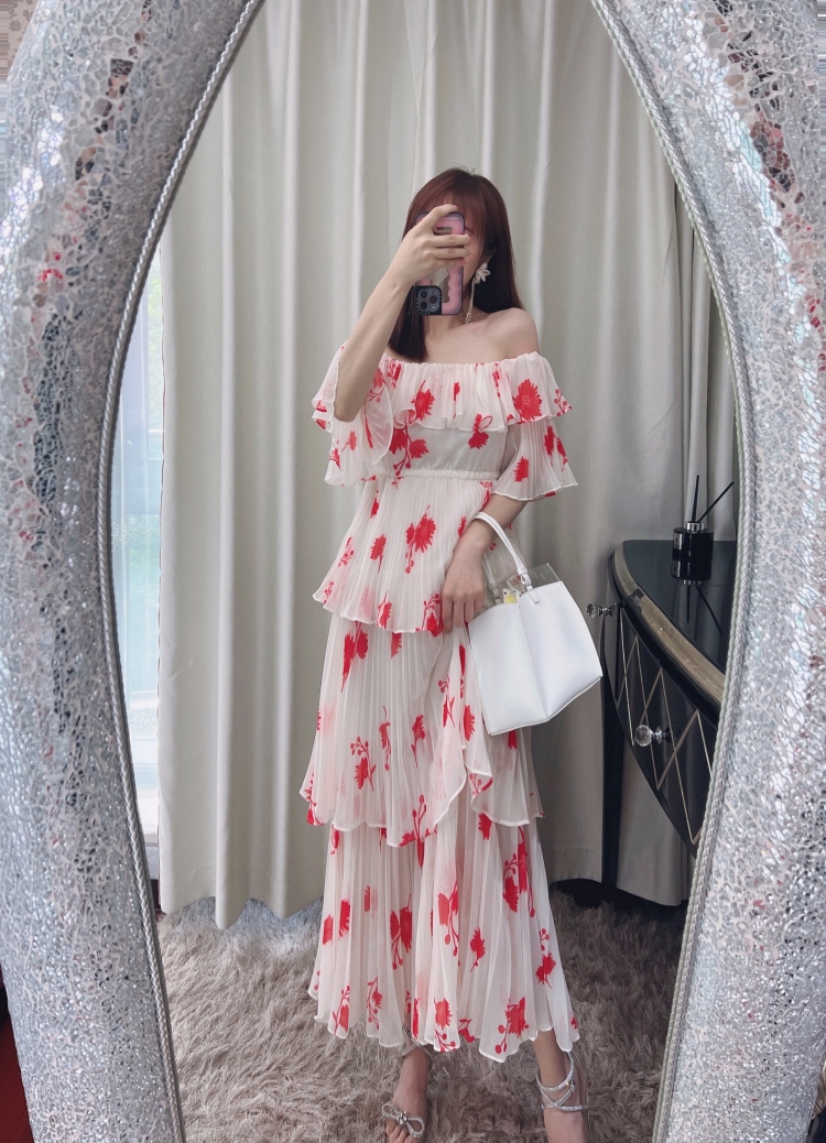 

Auth S-elf Portrait Printed Off Shoulder Pleated Slim Fit Waist Wrapped Flowing Fairy Long Dress Tourism Holiday Beach Dress, White